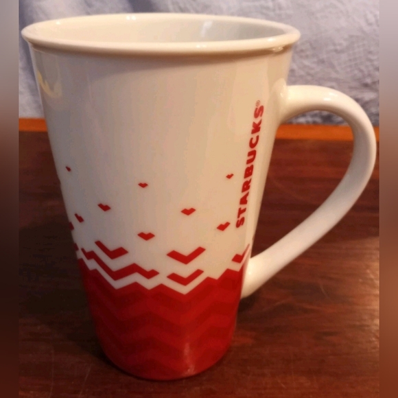 Large Starbucks Red & White Chevron  Hearts Mug Cup 22 oz - Picture 5 of 7